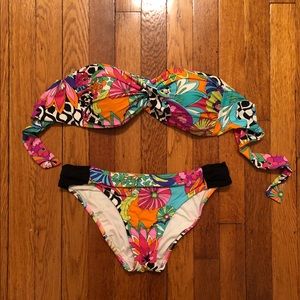 Tina Turk Bikini